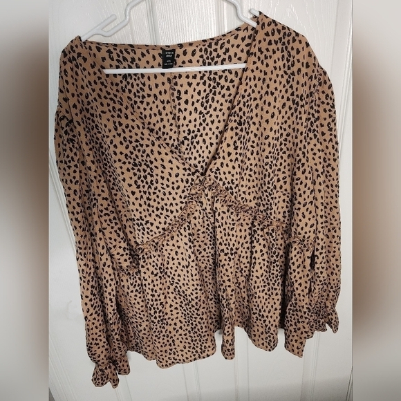Shein Curve Cheetah Print Flounce Sleeve Womens Blouse - Picture 7 of 8